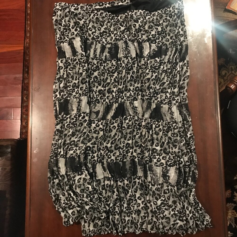 Maggie Barns Pleated Maxi Skirt Black & Gray Animal Print Size 3X